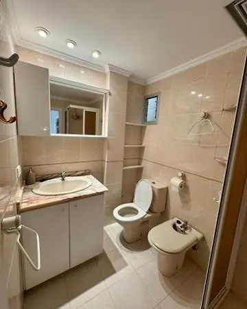 Beach Front Direct Access Private Parking Валенсия