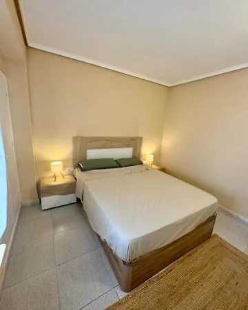 Beach Front Direct Access Private Parking Апартаменты