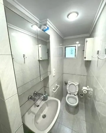 1st Line Direct Access Private Parking *