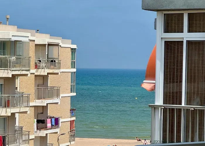1st Line Direct Access Private Parking شقة فالنسيا